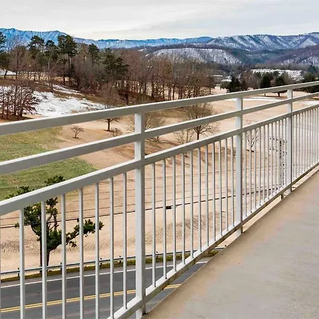 Apartamento Amazing Mountain Views, 5 Min To Dollywood&Parkway
